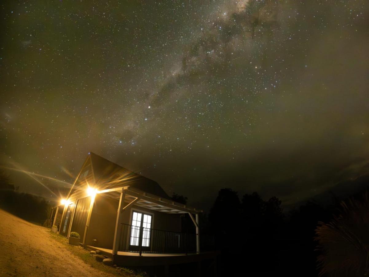 Blue Bell Cottage. Serene Luxury Farmstead Lower Moutere Exterior foto